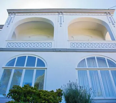 Garden Guest house